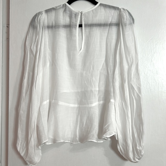 MINKPINK FLOWY WHITE BLOUSE - Picture 3 of 7